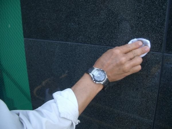 画像1: 石材用濡色・ウエット仕上げ剤　ＡＤ－セラレジン５　１リットル (1)